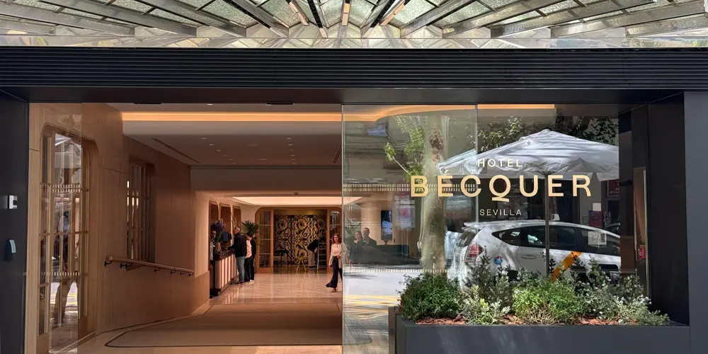 Hotel Becquer 4*
