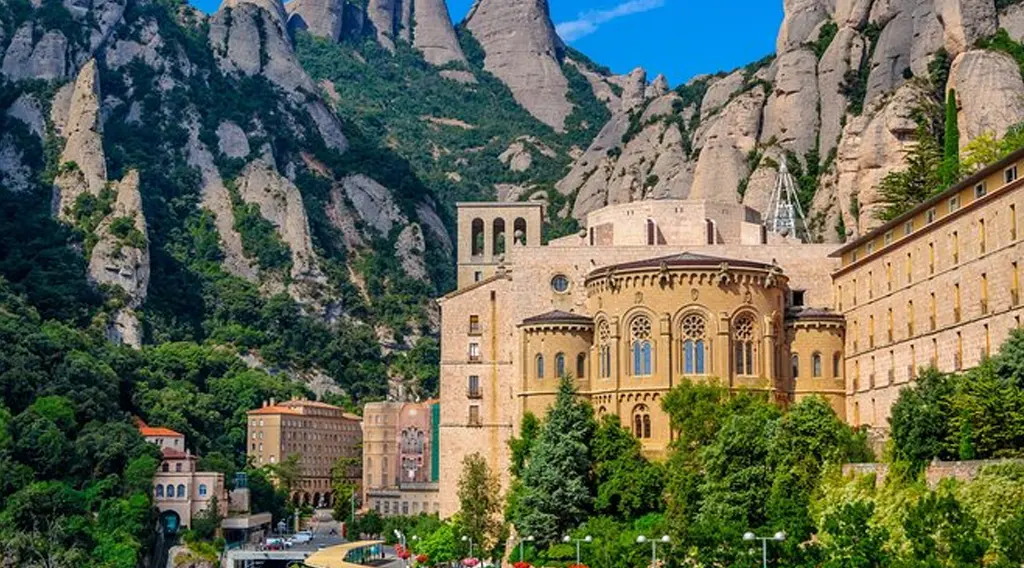 product_tour_parque_natural_de_montserrat_monasterio_cata_de_vinos