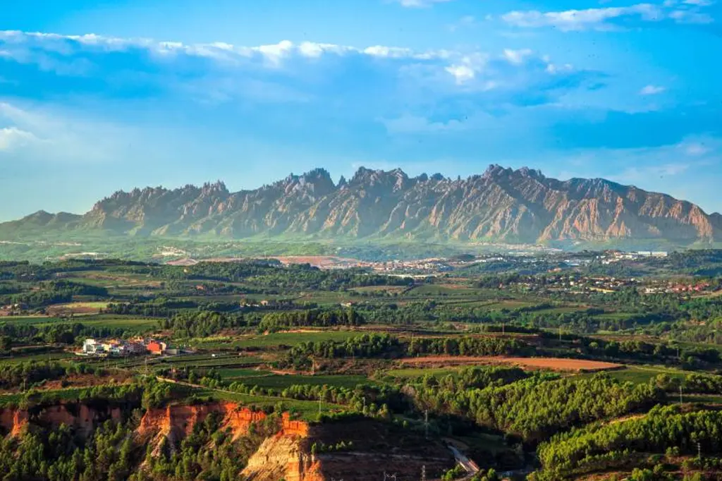 product_tour_parque_natural_de_montserrat_monasterio_cata_de_vinos