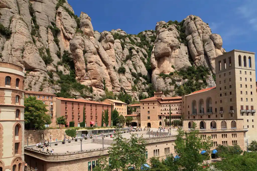 product_tour_parque_natural_de_montserrat_monasterio_cata_de_vinos